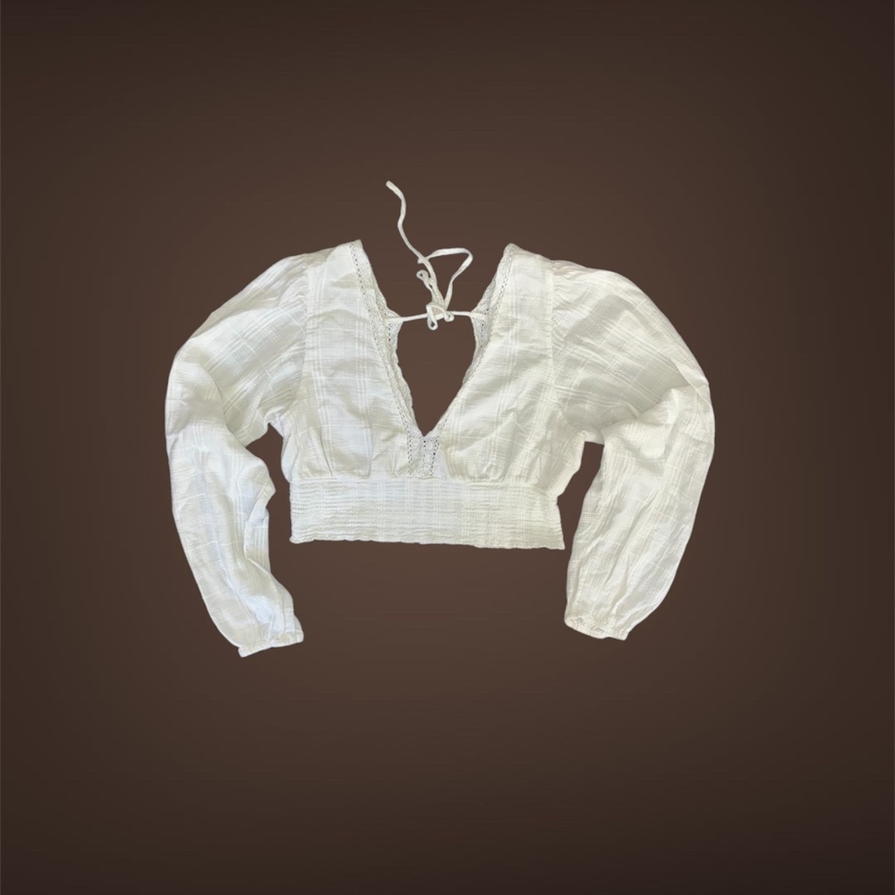 Women's Aeropostale White Long Sleeve V-Neck Peasant Crop Top, Size X-Large